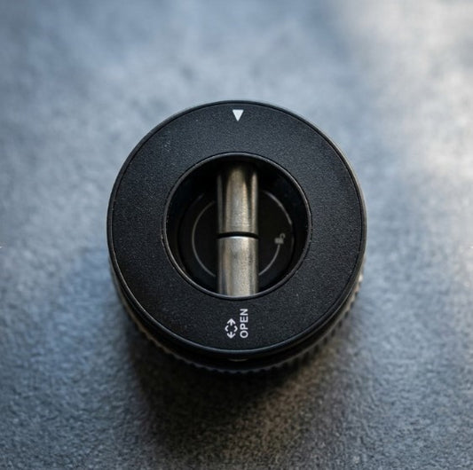 Vacuum Adsorption Magnetic Phone Holder | 360° Rotatable Car Mount Bracket