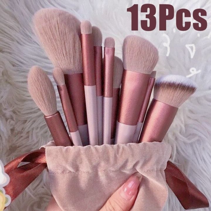 13 Piece Makeup Brush Set | Matching Storage Pouch Professional Soft Bristles | Blending Contouring and Daily Use | Random Color