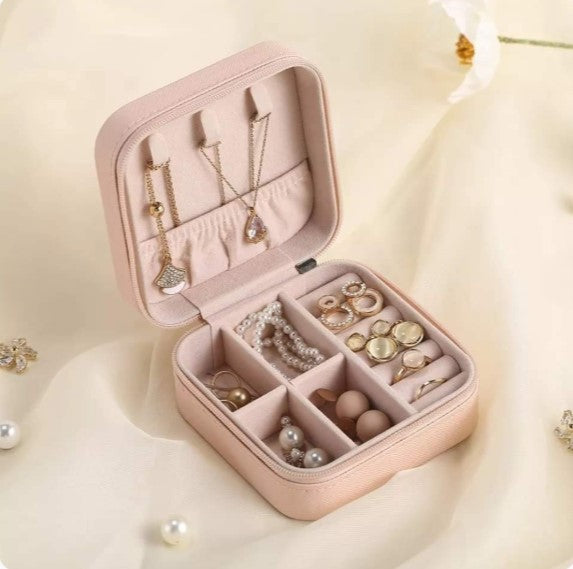 Portable Jewelry Storage Box | Leather Organizer | Travel Case | Multipurpose Gift Box for Jewellery & Hair Accessories