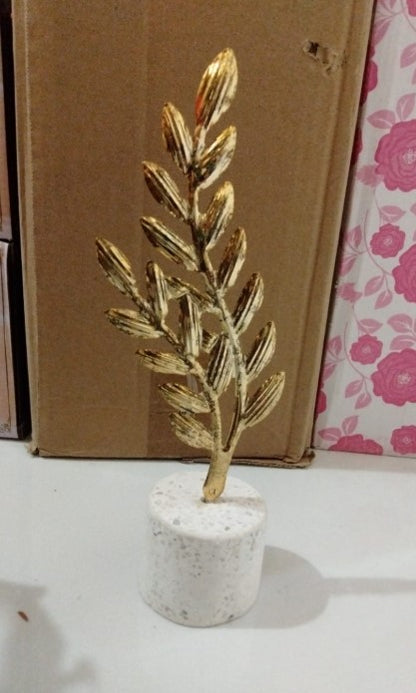 Luxury Decorative Showpiece | Elegant Home & Office Decoration Piece for Table, Shelf & Living Room