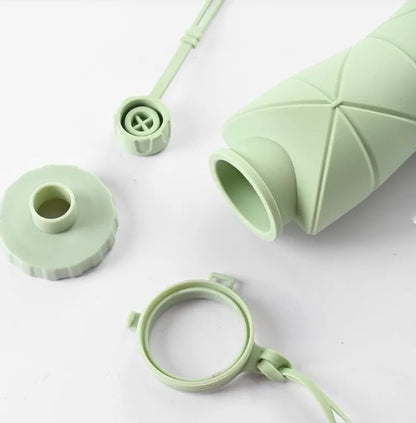 Silicon Foldable Bottle 600ml | Portable Travel Smart Water Bottle | Pocket Size Collapsible Design (Random Color)