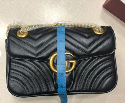 Luxury Gucci Matelassé Crossbody Bag (10 × 7 Inches) | Stylish Black Chevron Shoulder Purse | Elegant Designer Handbag for Women
