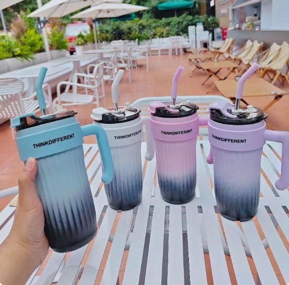Premium Stainless Steel Tumbler Elegant Design 780ml | Double Wall Insulated Leakproof | Travel Mug for Hot and Cold Drinks | Random Color