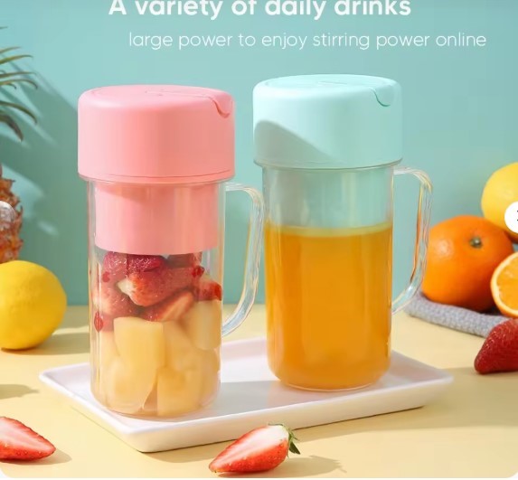 Professional Mini Juicer | Portable Blender & Smoothie Maker | Built-In Straw